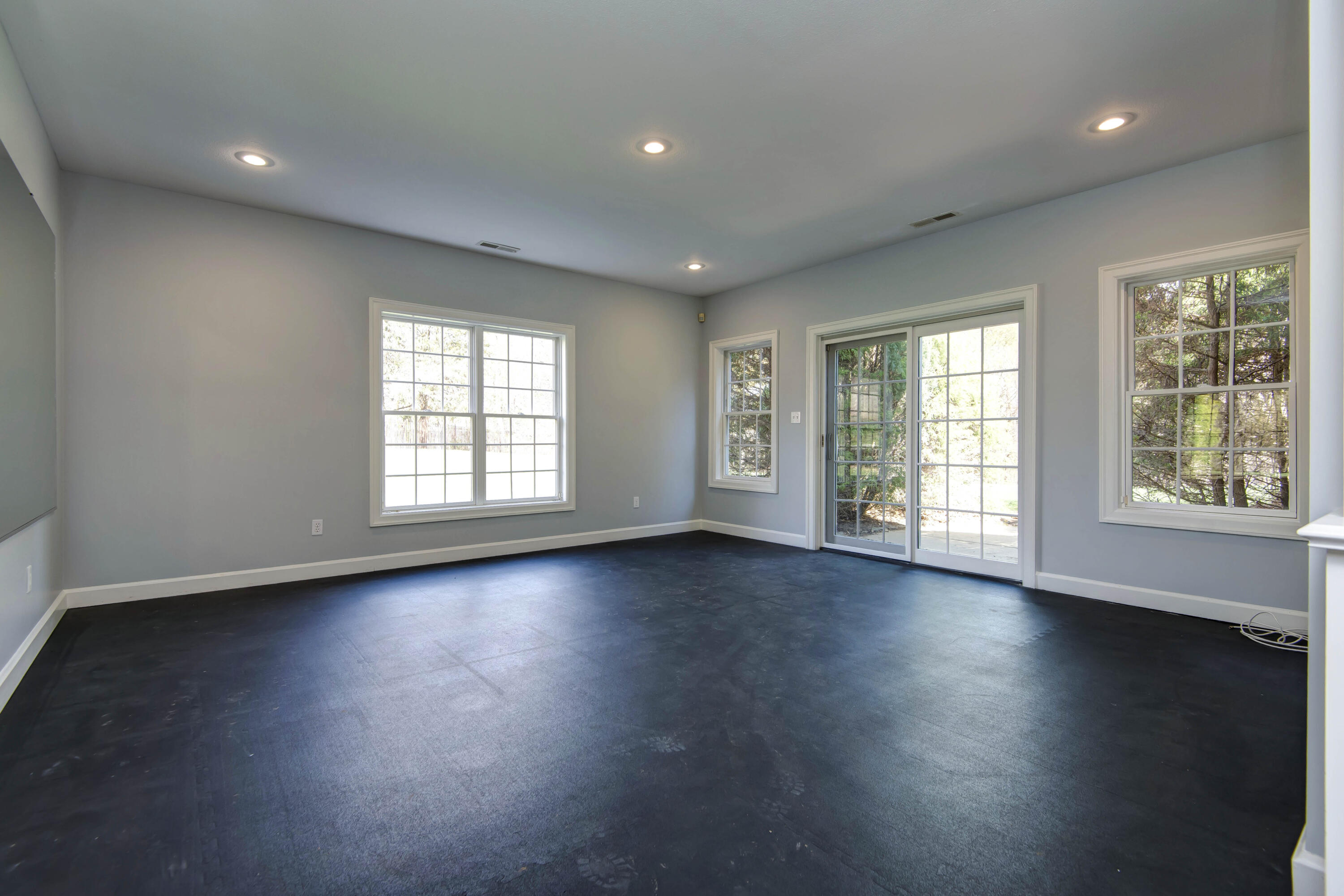 Turnberry Est - Residential