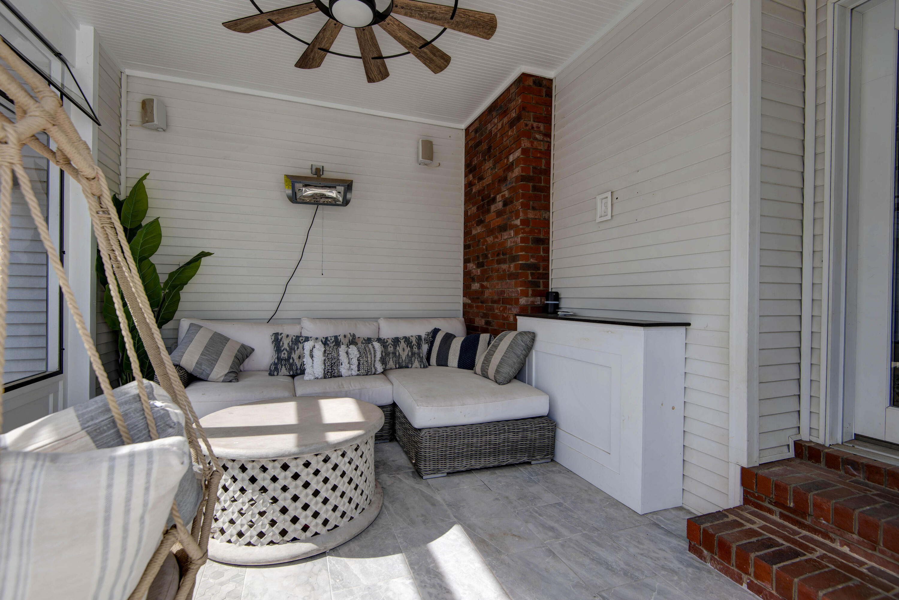 Turnberry Est - Residential