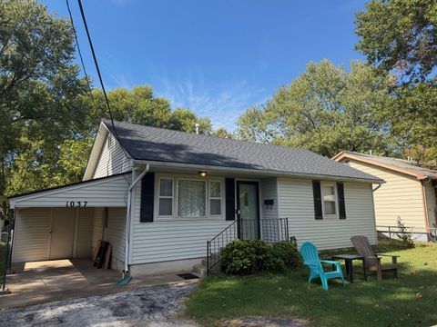Photo of 1037 N Fulbright Avenue, Springfield, MO 65802 (MLS # 60307078)