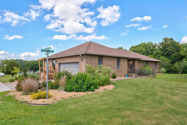 8933 W FARM ROAD 60, WILLARD, MO 65781 - Image d2d822bbdcaaf8d17e9664c40f0cd151/1459157643