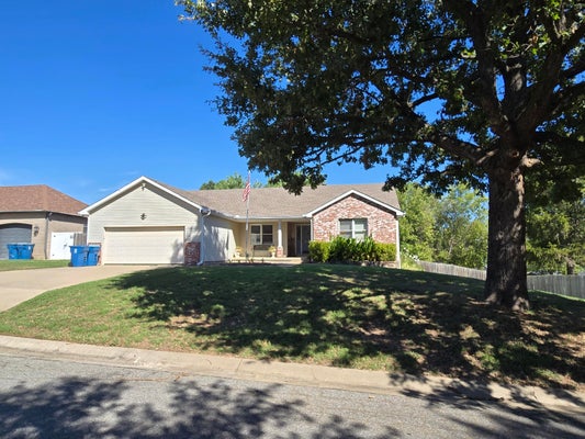 3517 HACKBERRY LN, JOPLIN, MO 64801 - Image d3b63d82b4b48489b340521bcbc11bd0/2794078659
