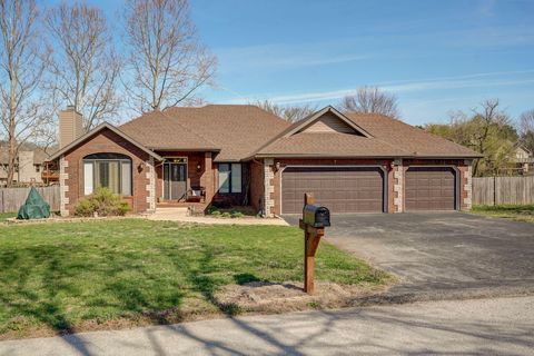 Photo of 2080 N Preakness Drive, Nixa, MO 65714 (MLS # 60307109)