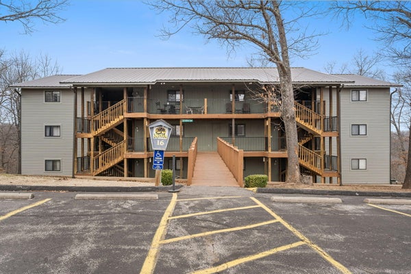 437 NOTCH LN APT 8, BRANSON WEST, MO 65737 - Image d51cec2edb915b950b20fa82848876f9/4016275409