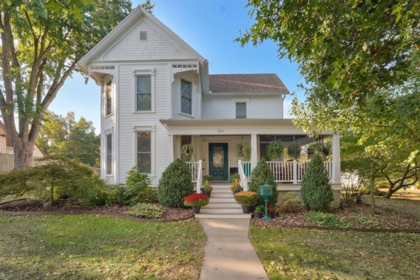 527 E CENTER ST, MOUNT VERNON, MO 65712 - Image d58ae2653d353da53c5c9b89aa0f72eb/2819224176
