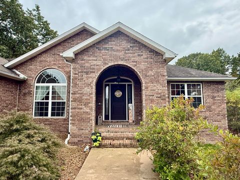 Photo of 1027 Sherry Drive, Neosho, MO 64850 (MLS # 60307291)
