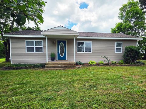 Photo of 109 Manilla Street, Koshkonong, MO 65692 (MLS # 60324558)