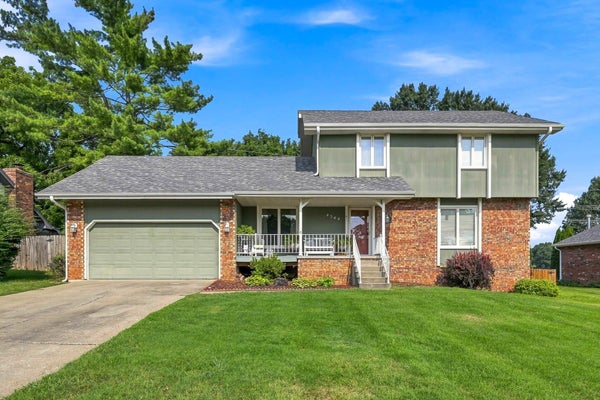4544 S HOLLAND AVE, SPRINGFIELD, MO 65810 - Image d8d8e38a0fa0169cbf8646f283eee5df/2878646232