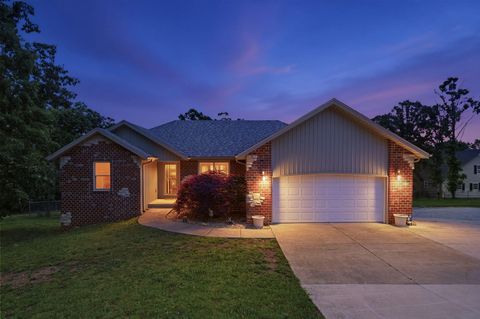 Photo of 1329 Sycamore Church Road, Branson, MO 65616 (MLS # 60324308)