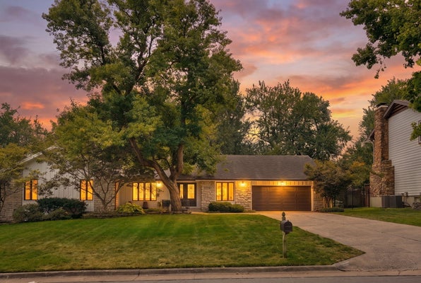 3530 E BLUERIDGE ST, SPRINGFIELD, MO 65809 - Image d9e4d755e4116ae73142e242dca5bd5e/3629732644
