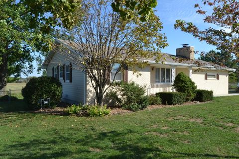 Photo of 6789 W Farm Rd 144, Springfield, MO 65802 (MLS # 60307586)