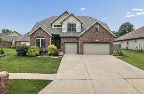 653 GREER AVE, NIXA, MO 65714 - Image db8451382bf64115b11953e47e954524/3614285585