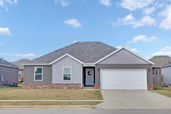 443 W BARCELONA ST, REPUBLIC, MO 65738 - Image dbcecf621774ae2f1d800686fa087a88/2166864944