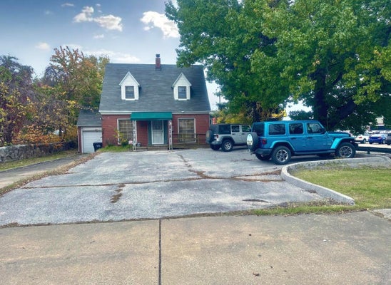1737 E WALNUT ST, SPRINGFIELD, MO 65802 - Image dd41ead3d677406e57b6cf2cf14db93a/72489059