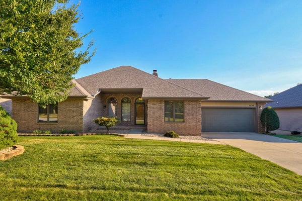 1134 W PHEASANT RUN ST, SPRINGFIELD, MO 65810 - Image dd9a782f6d97e03abe57743b749e7171/2614535448