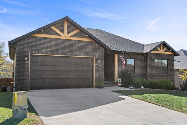 1306 W JOVIE ST, OZARK, MO 65721 - Image de86163bf8d944267aafbc74e6587331/19657107