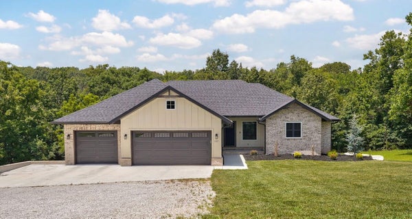 385 PLUMTREE DR, OZARK, MO 65721 - Image df7cb7d6234ae2a6a08b5e7ca2a9bf58/3304525574