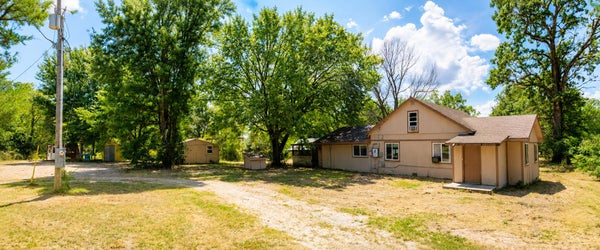 16307 FARM ROAD 2110, CASSVILLE, MO 65625 - Image e08ee65eaa8cfbf004aec842593c0f9e/3803812400