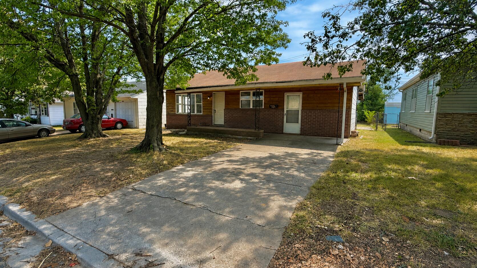 1406 W 5th Street