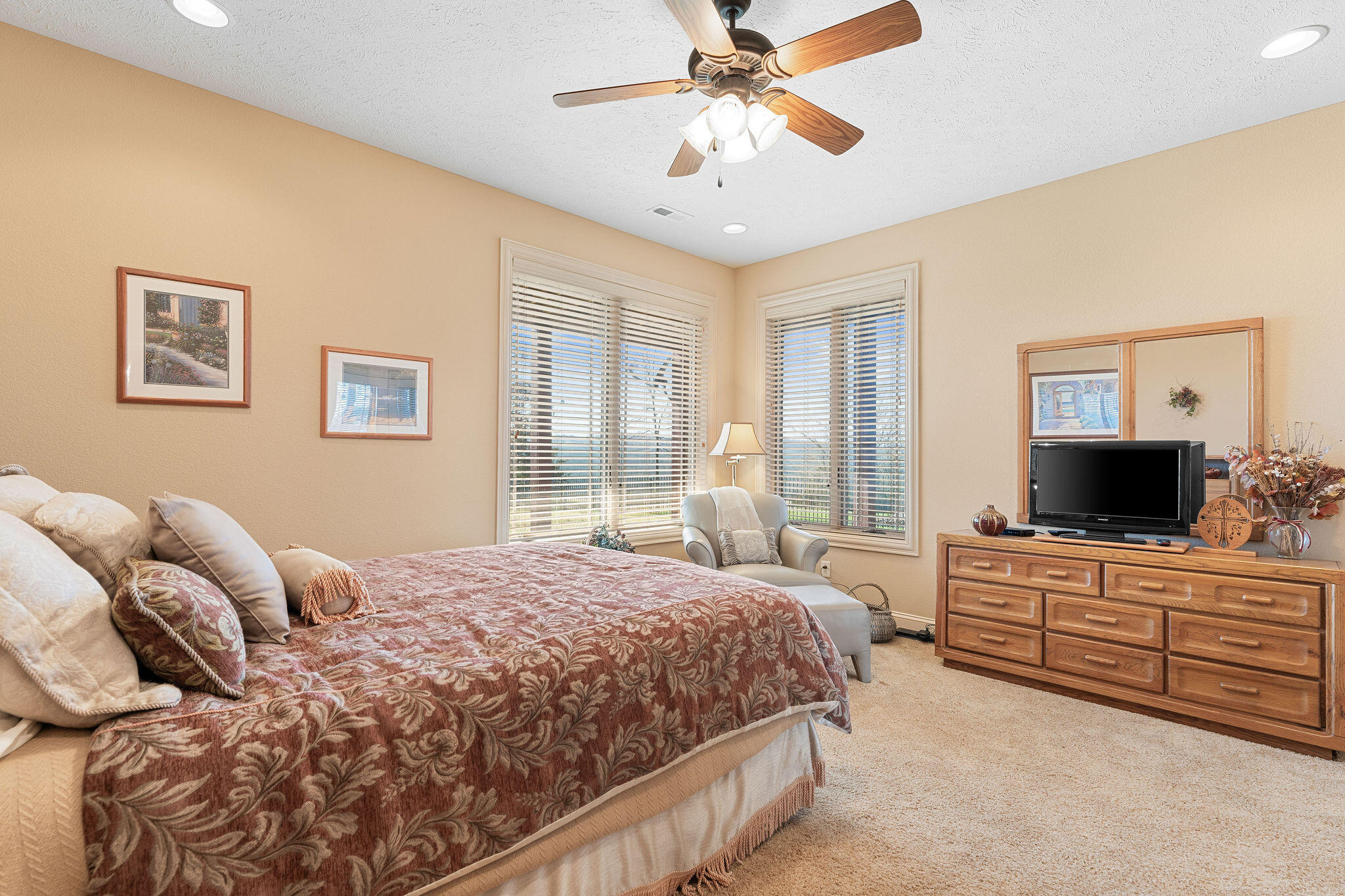 Oak Knoll - Residential