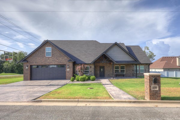 4301 BIRCH LN, JOPLIN, MO 64801 - Image e59bd599ffa973c6099ee564fc69e70e/2387458106