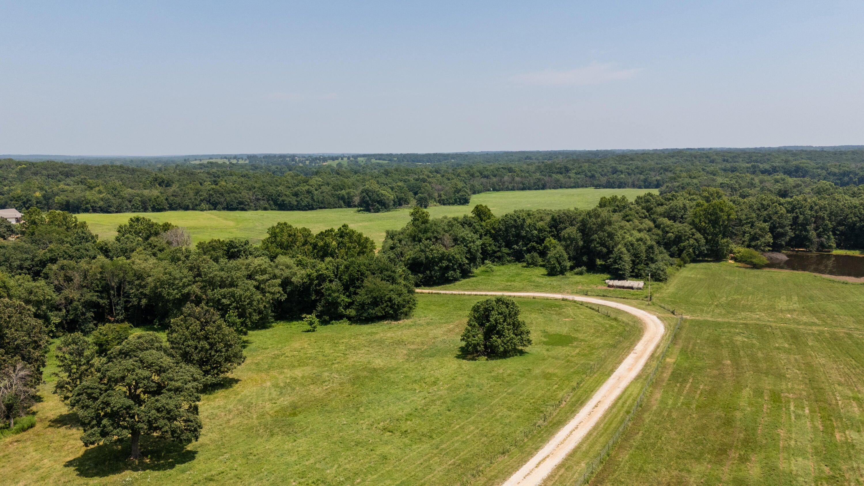 1059 NE 100th Road
