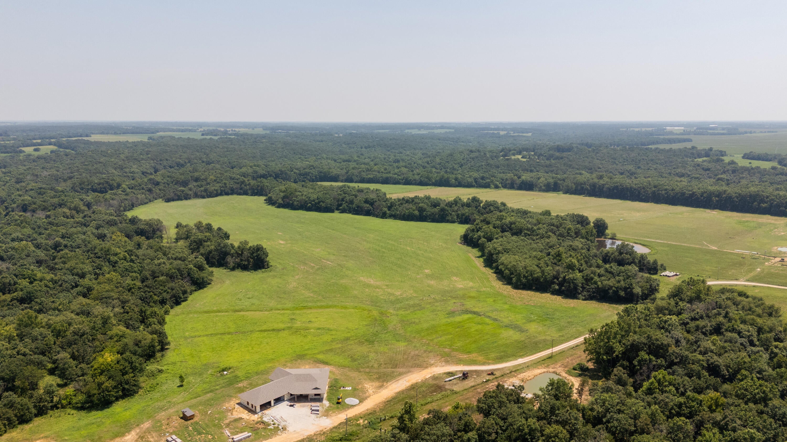 1059 NE 100th Road