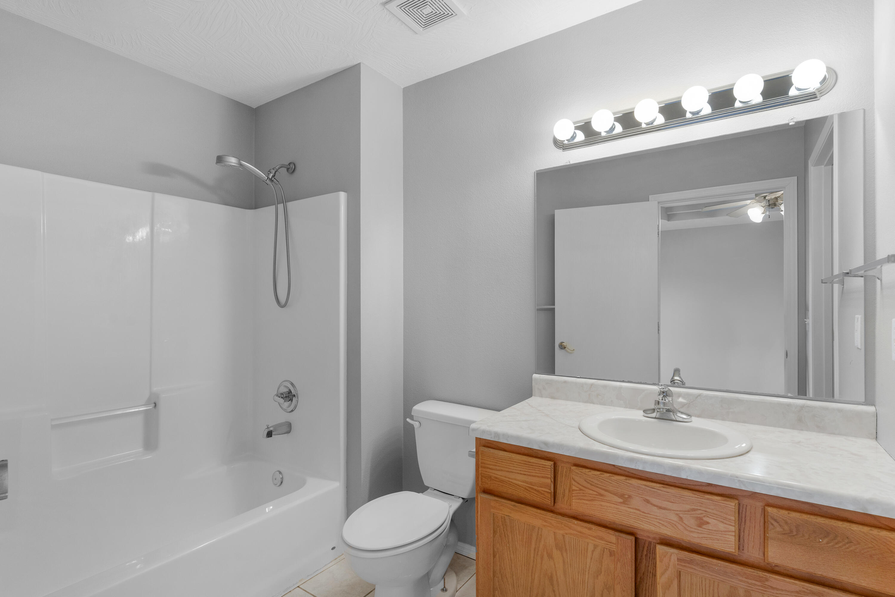 Southwest Pl 2nd - Residential
