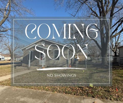 Photo of 501 S Cowgill Street, Carl Junction, MO 64834 (MLS # 60312697)