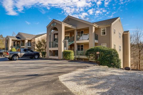 Photo of 595 Timbercreek Road J-101 #J-101, Branson, MO 65616 (MLS # 60324280)