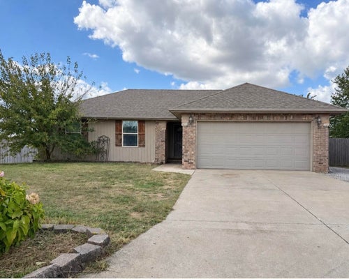 113 CHERRY AVE, CLEVER, MO 65631 - Image e9af66dd9971cf18aebce36802abfaab/2626915959