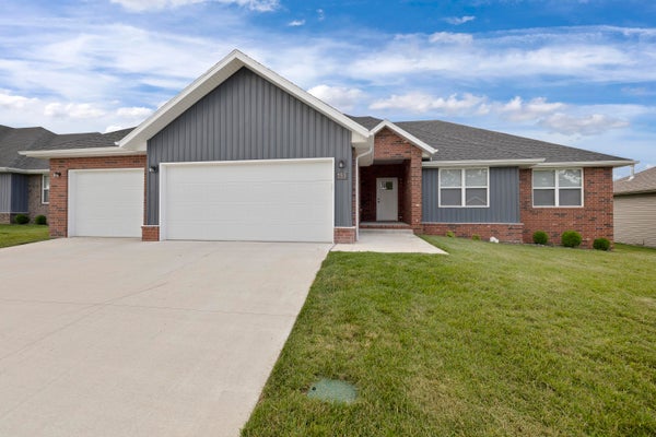753 E PENZANCE CIR, NIXA, MO 65714 - Image ea311615cc41c920e9e40ab25f3bee81/1811300050