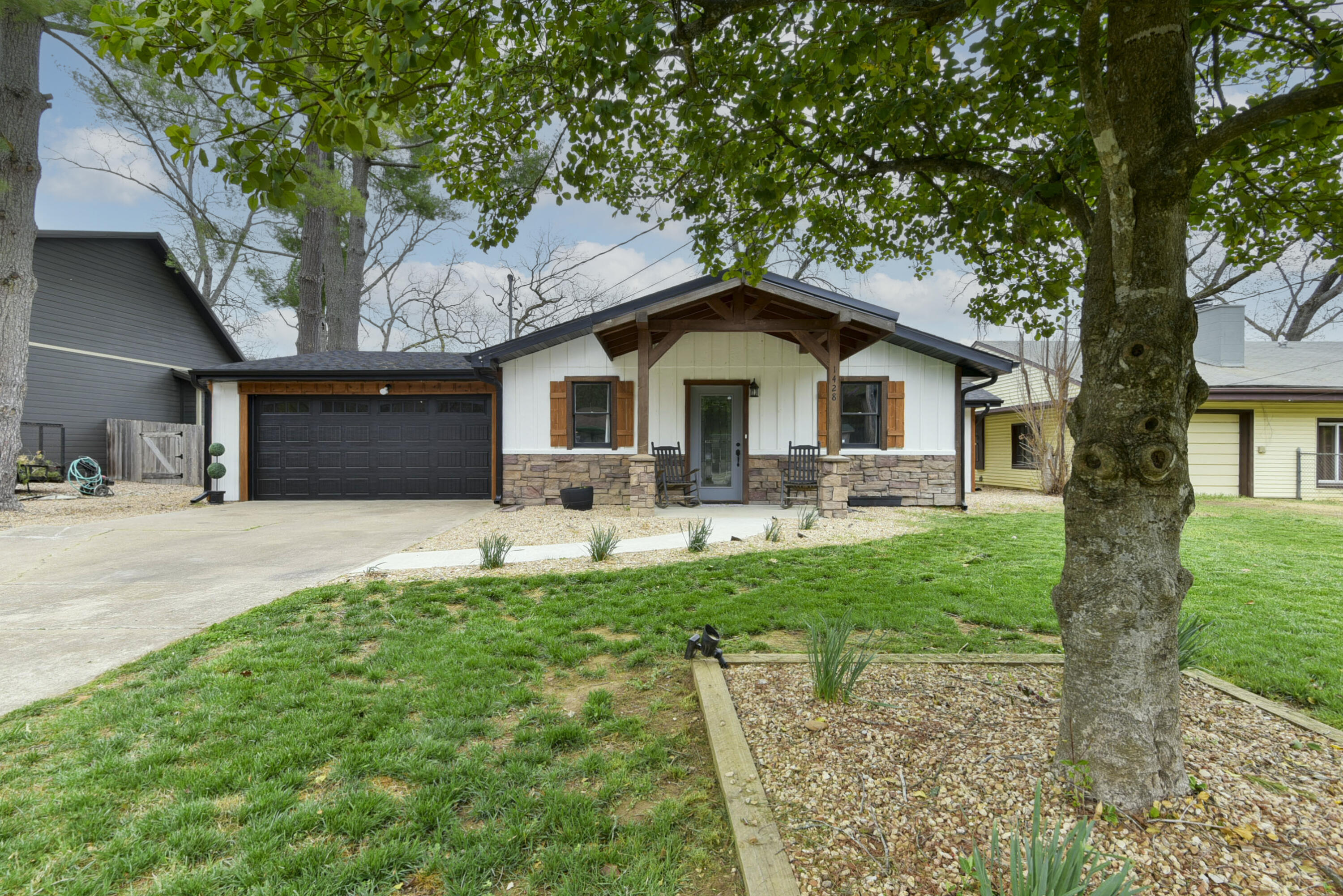 Riverlake - Residential