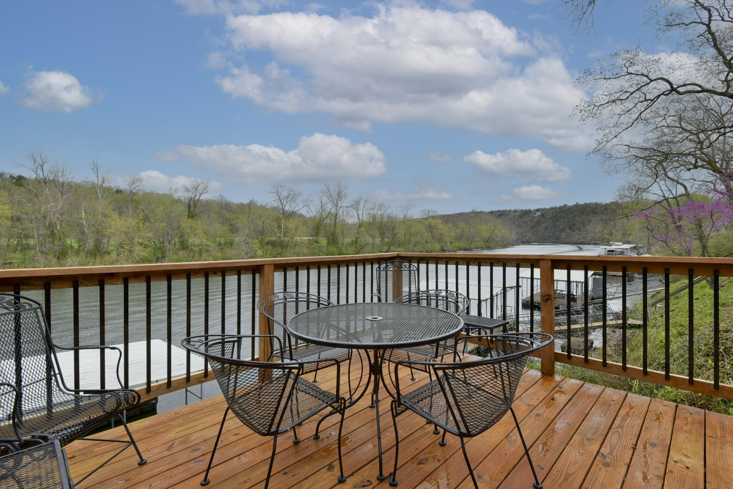 Riverlake - Residential