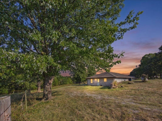 1300 LONG BRANCH DR, MACKS CREEK, MO 65786 - Image eb5fa5d91a2e8969f97e1ae9b4c31d34/2932012731