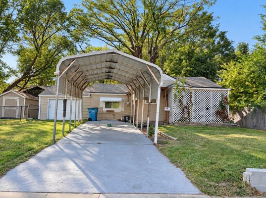 2209 N MAIN AVE, SPRINGFIELD, MO 65803 - Image eb6bd293b60f9fe0bbd889e5ddd4a545/3997505350