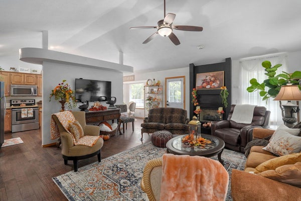 4818 N 9TH ST, OZARK, MO 65721 - Image ebc4746262d3afa396f0aebb822cd2f6/1757314577