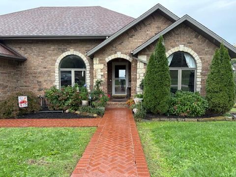 Photo of 4197 Farm Road 1200, Aurora, MO 65605 (MLS # 60307159)
