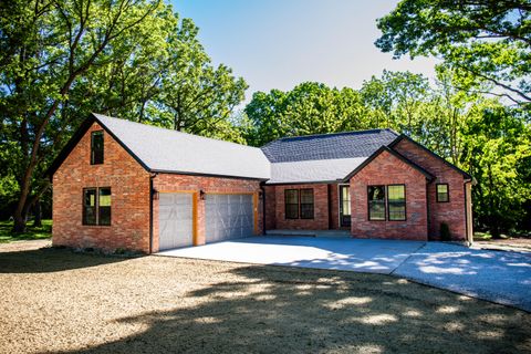 Photo of 630 Rochester Road, Sparta, MO 65753 (MLS # 60323933)