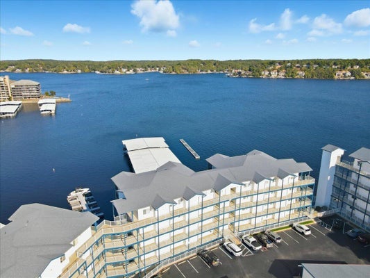 12 MONARCH COVE CT UNIT 5B, LAKE OZARK, MO 65049 - Image ee4b7fb58d93003ac770720256de7f68/349067862