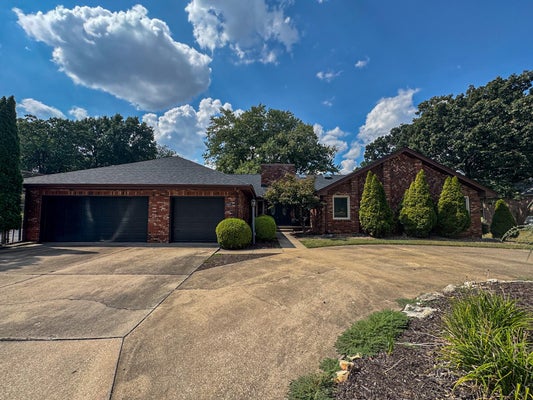 8420 INTERLOCHEN DR, NIXA, MO 65714 - Image ef42e519ce8c917d3cd85c13592f65d0/920375224