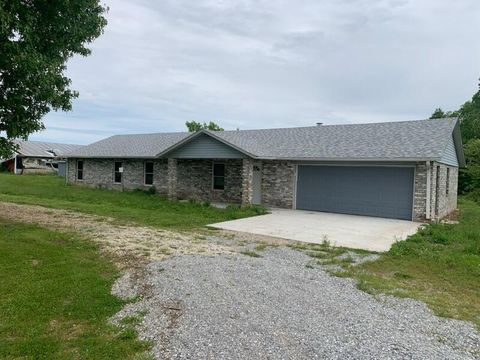 Photo of 7706 Farm Rd 1120, Verona, MO 65769 (MLS # 60323961)