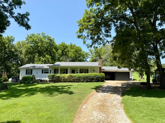 2735 COUNTY RD AJ-435, AVA, MO 65608 - Image f1b9649bc53cf4ab416a362e35c32318/1367219303