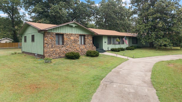 1017 Chinquapin Street