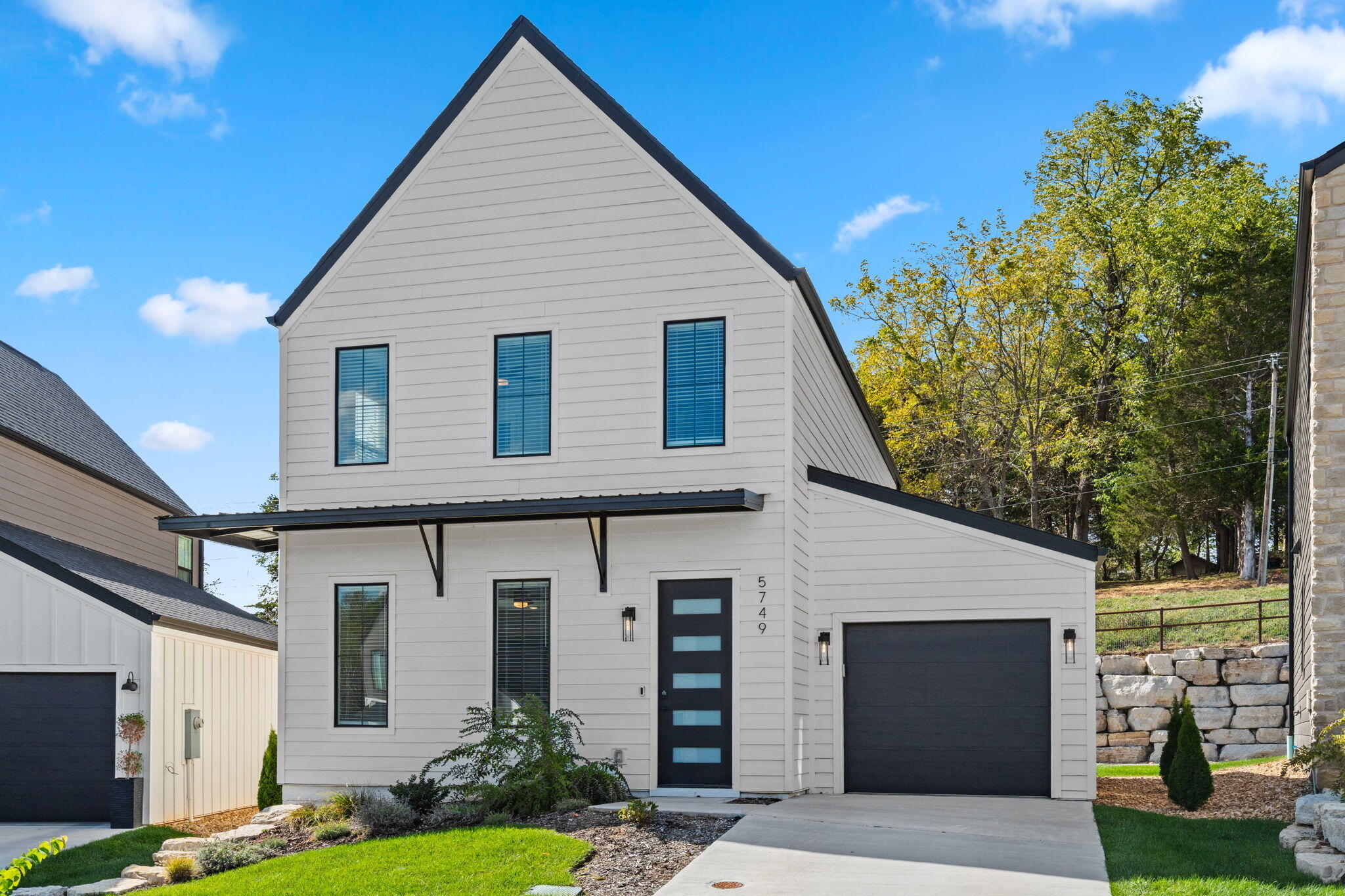 5749 S Trailside Circle