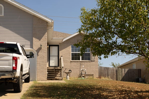 403 W CHESTNUT RD, NIXA, MO 65714 - Image f43aa8e8bce2d250c9d1364236a4882d/2963443612