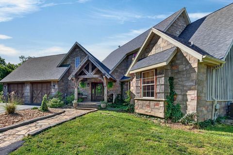 Photo of 9106 E Farm Road 134, Strafford, MO 65757 (MLS # 60324228)