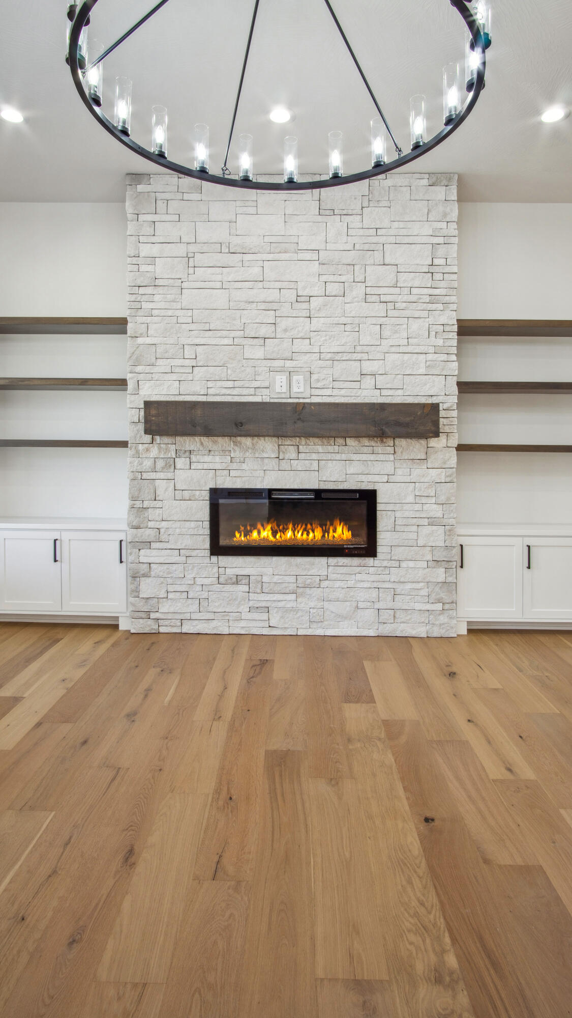 Hickory Hills - Residential