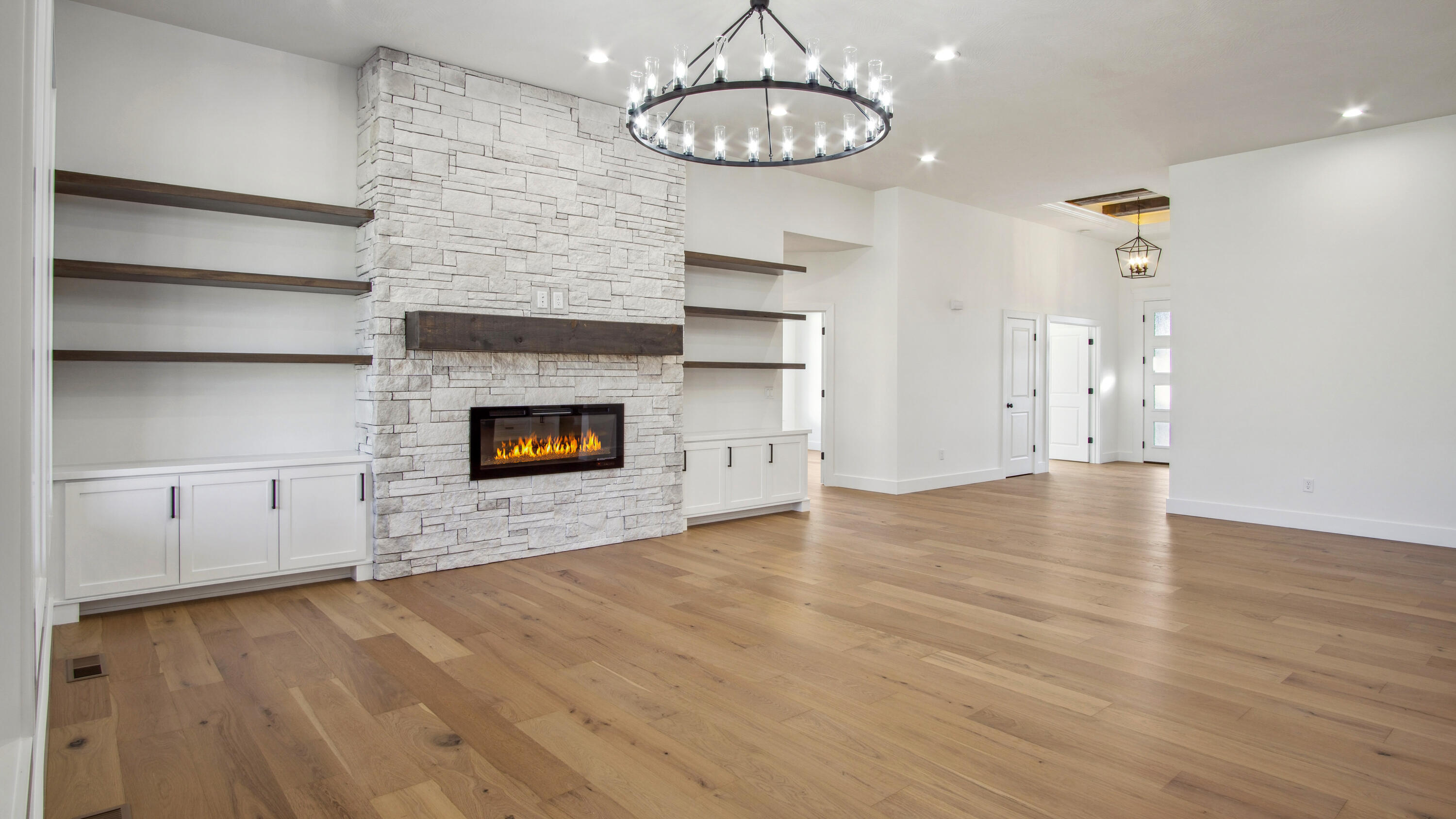 Hickory Hills - Residential