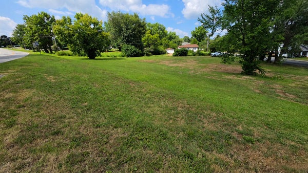 26 MAIN ST, CASSVILLE, MO 65625 - Image f58bf2d4d1d33eb78a11b0ab2f62ab81/2528962978