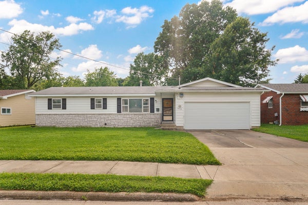 1215 S AIRWOOD DR, SPRINGFIELD, MO 65804 - Image f669a25cc148aac3f35b75cf61a44b45/4176325531